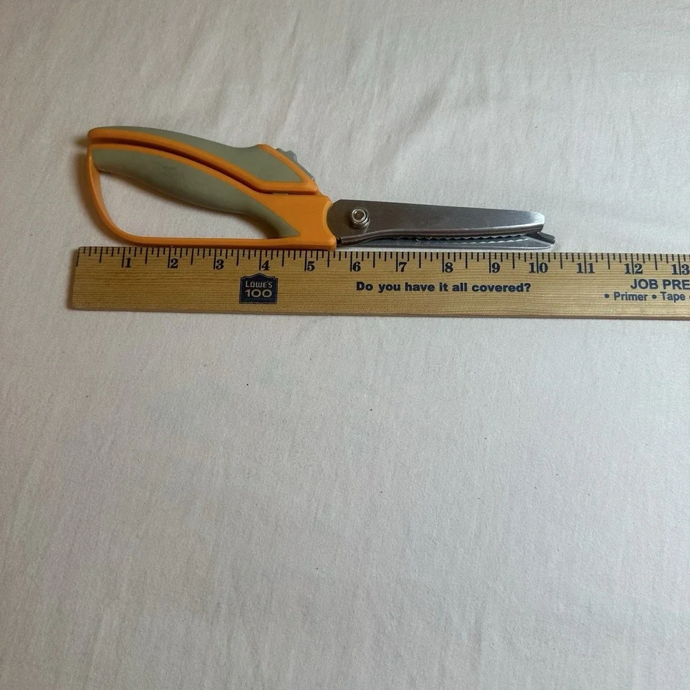 Fiskars Softouch Pinking Shears Scissors Spring Action Soft Touch Pre-owned - Picture 4 of 6